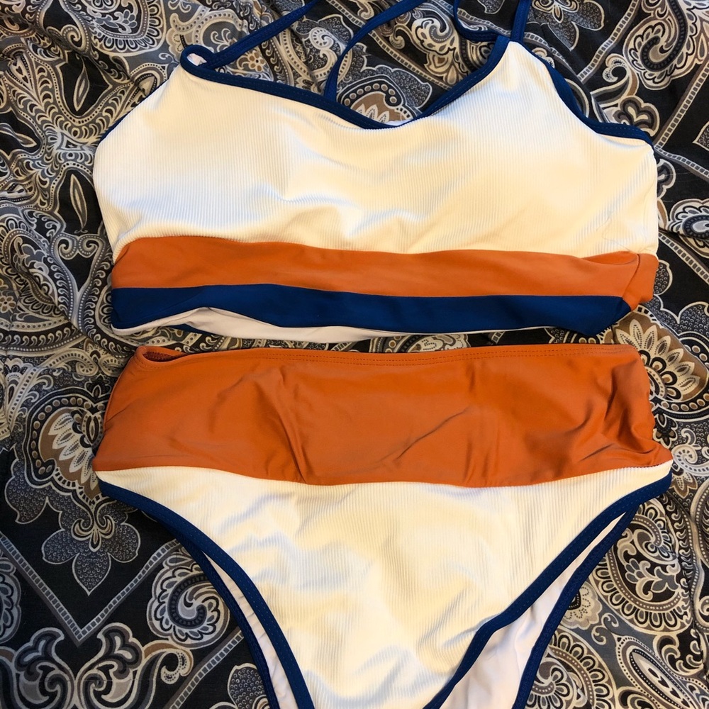 Never worn high waist bikini !